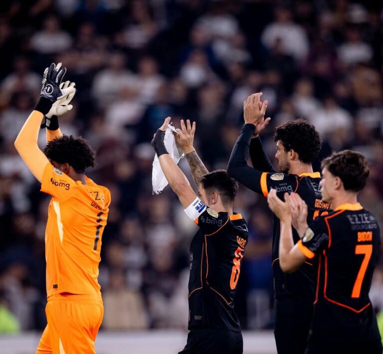Corinthians visita Platense pela Conmebol Libertadores