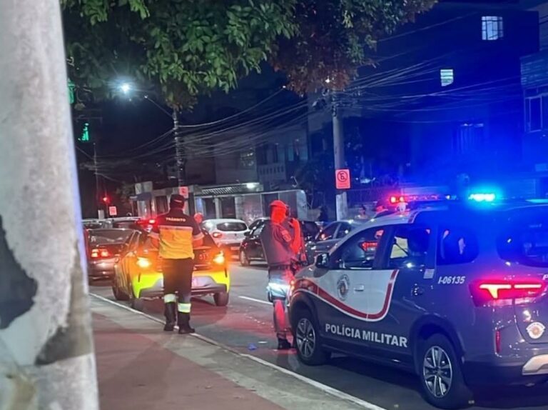 Adolescente morre após ser atropelado por carro em avenida de Santos