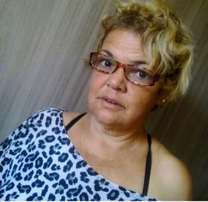 SECRETARIA DA SEGURANÇA PÚBLICA POLÍCIA MILITAR DO ESTADO DE SÃO PAULO CPI-1 20° BPM/I 1ª CIA – 2° PEL HOMICÍDIO (FLAGRANTE) DATA: 27/04/2026 LOCAL: RUA MORRO DA CRUZ, 838 – ITAGUAÇU - ILHABELA-SP POLÍCIA MILITAR PRENDE CRIMINOSO APÓS HOMICÍDIO EM ILHABELA A Polícia Militar atuou de forma rápida e eficiente após um homicídio ocorrido no bairro Itaguaçu, em Ilhabela. A ocorrência teve início após uma briga entre dois homens, que evoluiu para agressões violentas. A vítima foi atingida por diversos golpes de faca e também sofreu agressões com uma pedra na região da cabeça, não resistindo aos ferimentos e vindo a óbito no local. Imediatamente, as equipes policiais realizaram o isolamento da área, garantindo a preservação da cena para os procedimentos técnicos. Na sequência, durante diligências intensificadas pela região, os policiais militares localizaram o criminoso em curto espaço de tempo, demonstrando eficiência operacional e pronta resposta diante de crime grave. O criminoso permaneceu à disposição da Justiça.