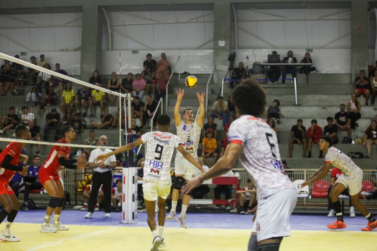 Sabesp assume naming rights do time Praia Grande de Vôlei