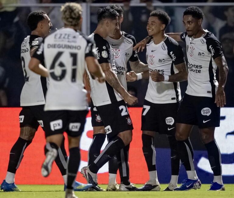 Corinthians recebe Peñarol pela Conmebol Libertadores