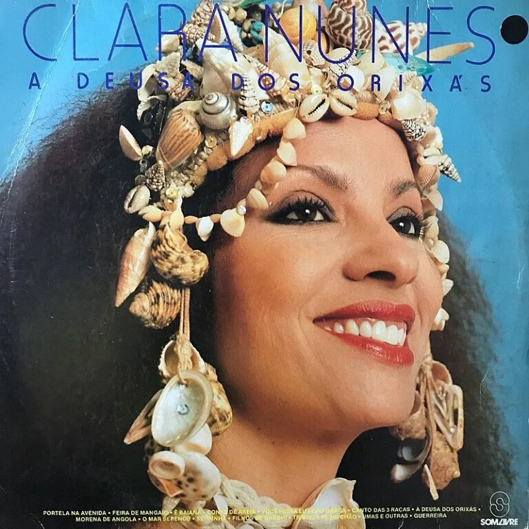 Clara Nunes: a cantora que cantou o Brasil