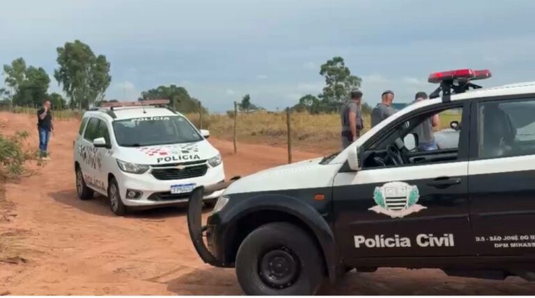Corpo de homem é encontrado dentro de carro em área rural de Mirassol
