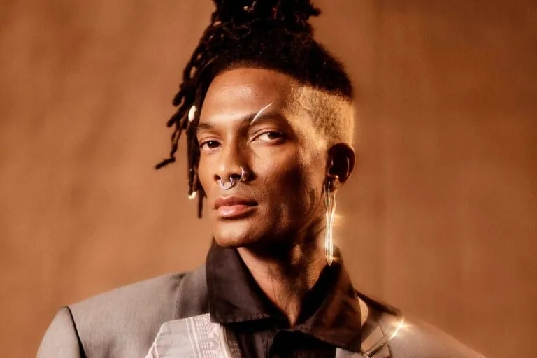 Jonathan Ferr com o show “Experiência Cura”