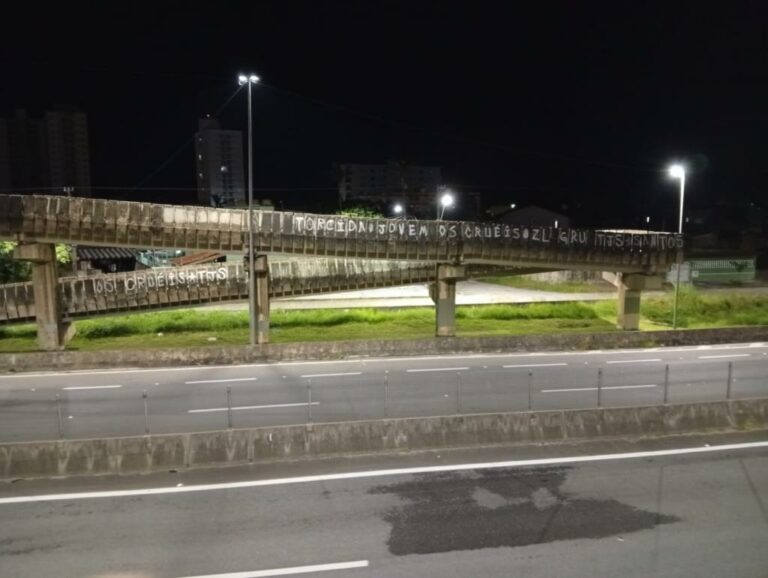 Grupo é preso após pichação em alusão à torcida organizada do Santos