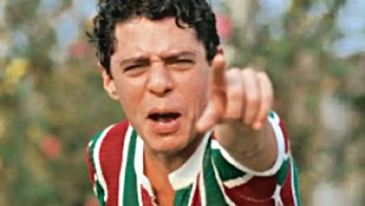 Música e futebol: 8 cantores brasileiros que são fanáticos por clubes