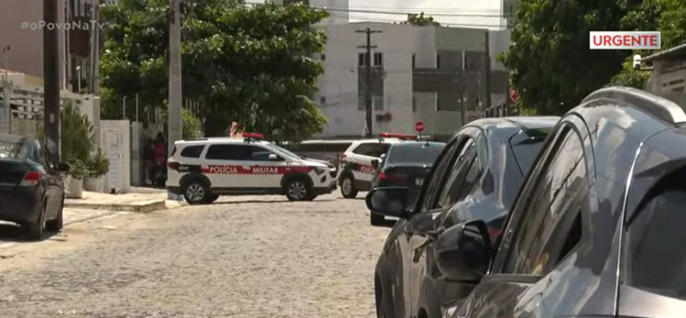 Policial militar estaria em surto dentro de apartamento nos Bancários, em João Pessoa