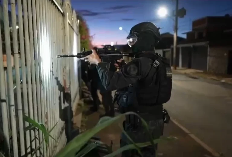 Megaoperação contra organização criminosa bloqueia R$ 1 bilhão e apartamento no Guarujá