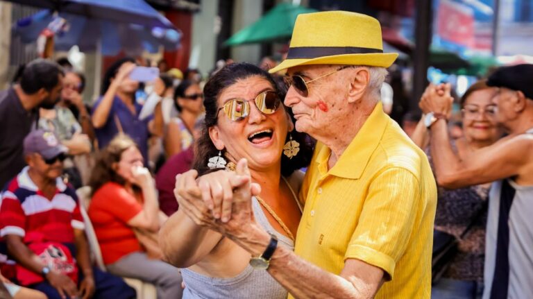 Sabadinho Bom recebe Kojak do Banjo neste sábado (4)