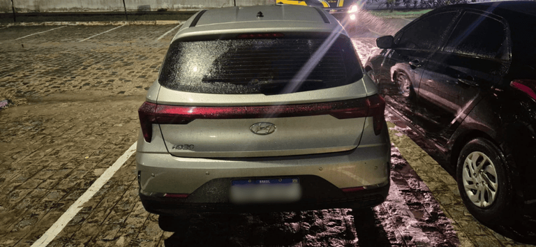 PRF recupera veículo furtado com placas clonadas em João Pessoa