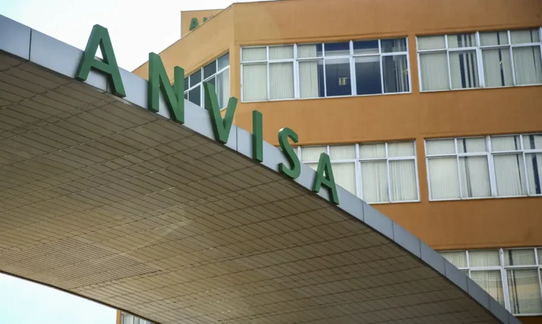 Anvisa libera registro de novos medicamentos para doenças autoimunes e respiratórias