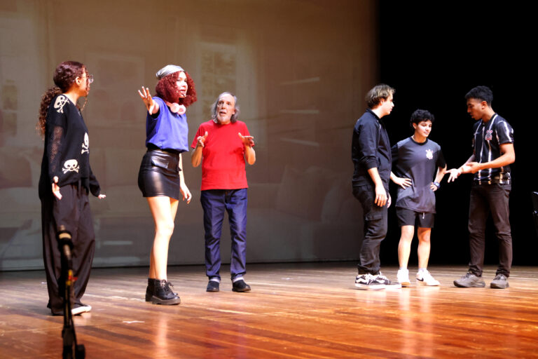 Palácio das Artes apresenta produções teatrais gratuitas neste mês