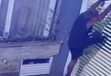 Barbearia é invadida e furtada em Santos; prejuízo é de cerca de R$ 1,3 mil