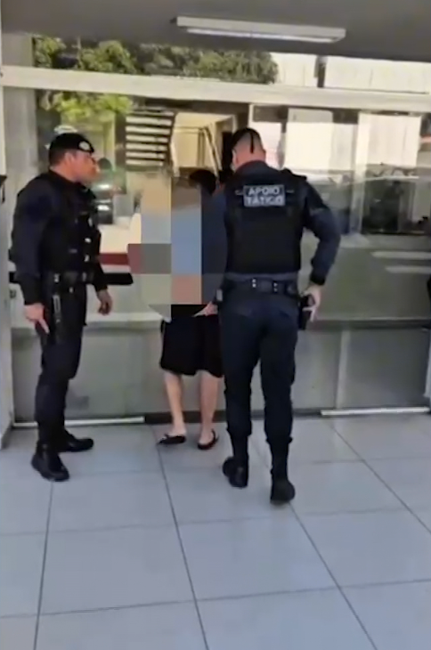 Casal de surdos: lutador de jiu-jitsu é preso por agredir e filmar companheira Casal de surdos: lutador de jiu-jitsu é preso por agredir e filmar companheira