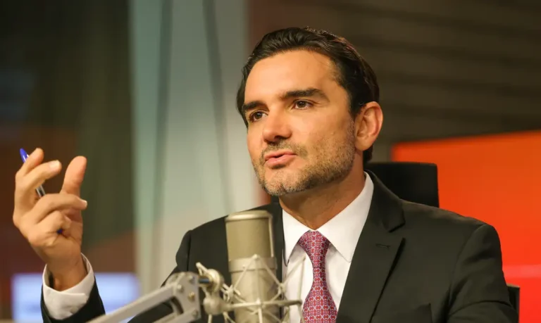 Ministro do Turismo cumpre agenda na Paraíba e anuncia investimentos para o São João