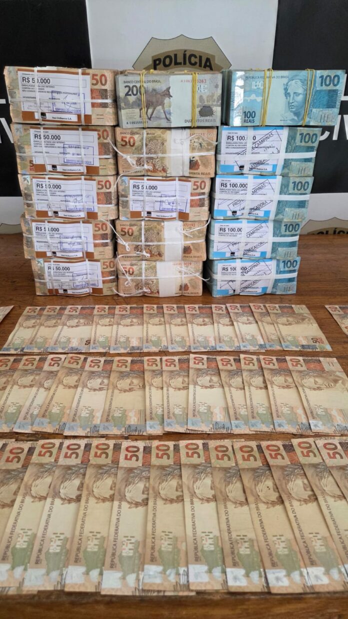 Polícia apreende R$ 1 milhão em dinheiro vivo em operação contra lavagem
