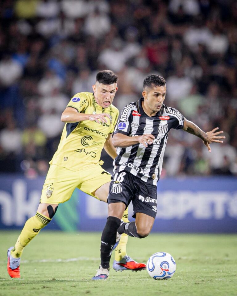 Santos cede empate no fim e se complica na Sul-Americana