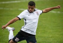 Corinthians é condenado a pagar mais de R$ 3 milhões a ex-lateral