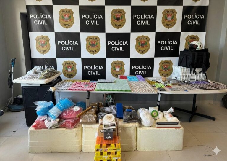 Esquema de “disk drogas” é desmantelado em Santos e PM apreende mais de 12 kg de entorpecentes