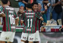 São Paulo perde para o Fluminense, mas segue no G4