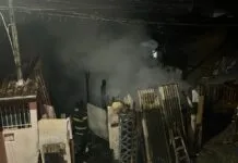 Incêndio destrói residência no bairro Rio do Ouro, em Caraguatatuba
