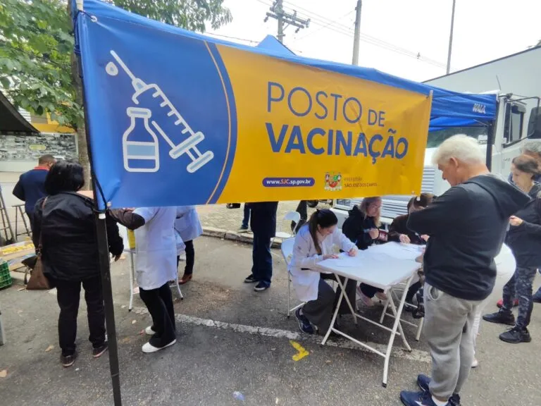 Moradores de São José dos Campos podem se vacinar nas feiras livres noturnas