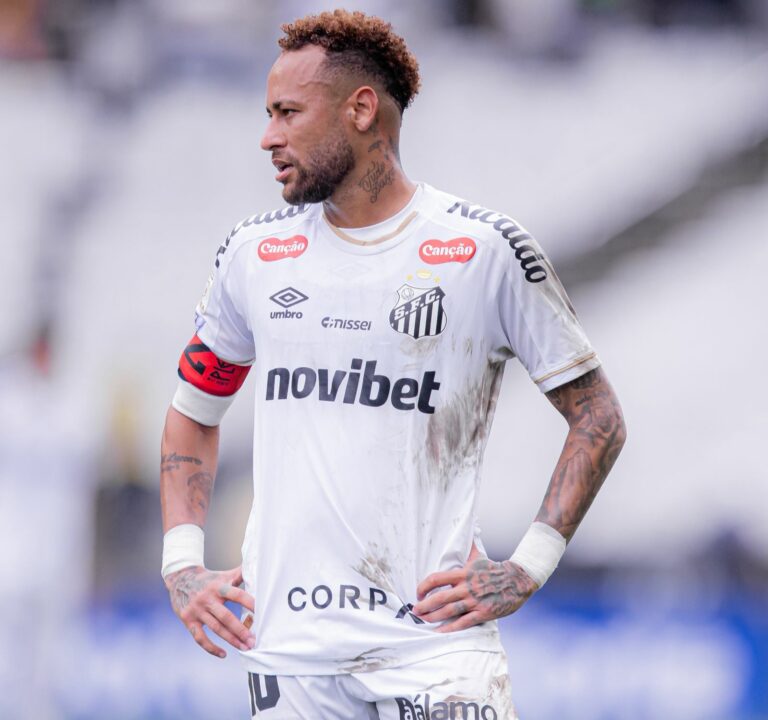 Neymar não deverá atuar pelo Santos antes da Copa do Mundo
