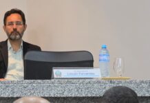 Vereadores aprovam a cassação de Lincoln Fernandes