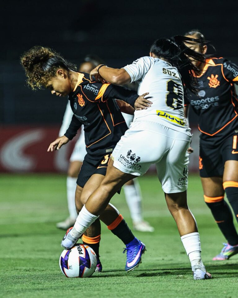 Corinthians e Santos empatam pelo Paulistão Feminino