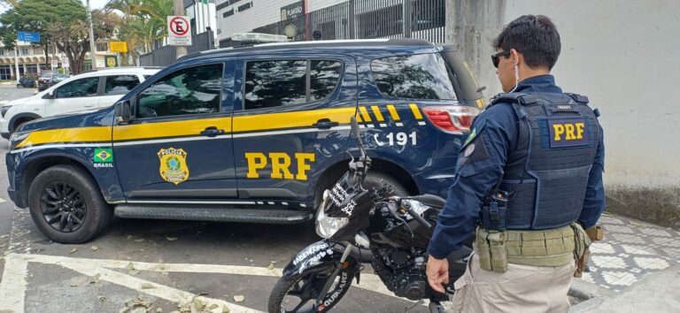 Mulher denuncia cárcere privado durante abordagem da PRF e homem é preso na Dutra