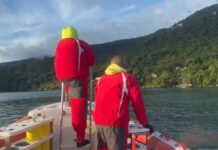 Bombeiros fazem buscas por casal desaparecido após passeio de moto aquática em Ilhabela