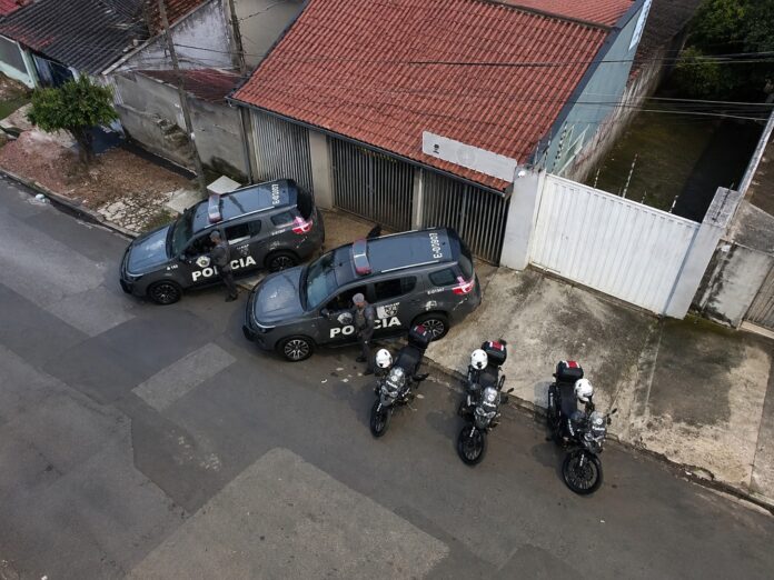 Operação em Campinas investiga golpe de R$ 2,3 milhões contra idosos Operação em Campinas investiga golpe de R$ 2,3 milhões contra idosos
