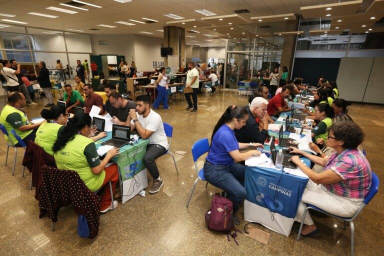 Feirão de Emprego oferece mais de 1,4 mil vagas com salários de até R$ 4,7 mil em Campinas
