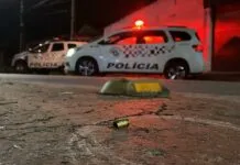 Adolescente de 17 anos é morto a tiros e mulher fica ferida em Lorena