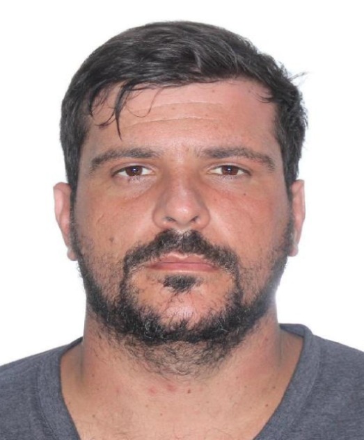 Homem de 32 anos é morto a tiros dentro de bar enquanto jogava cartas