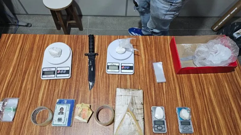 Polícia prende ex-detento suspeito de tráfico de drogas em Campina Grande