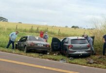Idoso de 61 anos morre em colisão frontal na SP-543