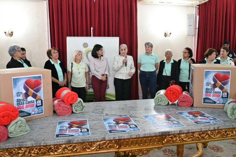 Santos lança Campanha do Agasalho 2026