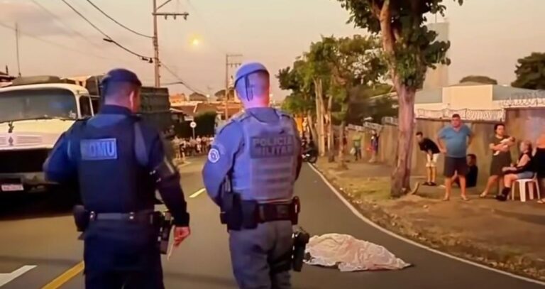 Idosa de 87 anos morre atropelada por ônibus escolar em Catanduva