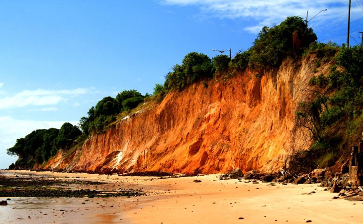 MPPB aponta omissão da Prefeitura, do Estado e da Sudema diante do risco de desabamento na Barreira do Cabo Branco