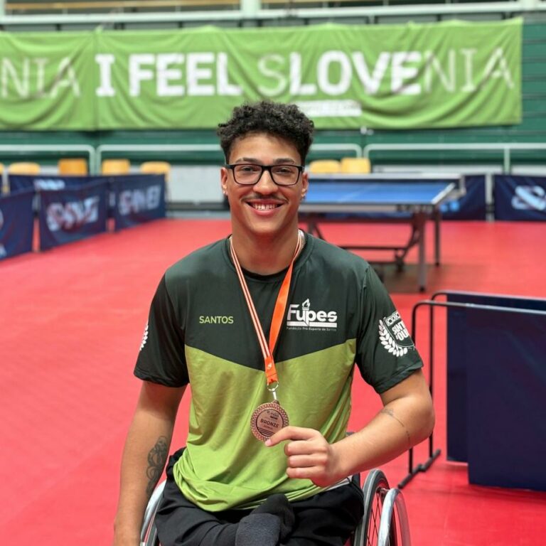 Mesatenista de Santos conquista medalha de bronze na Eslovênia