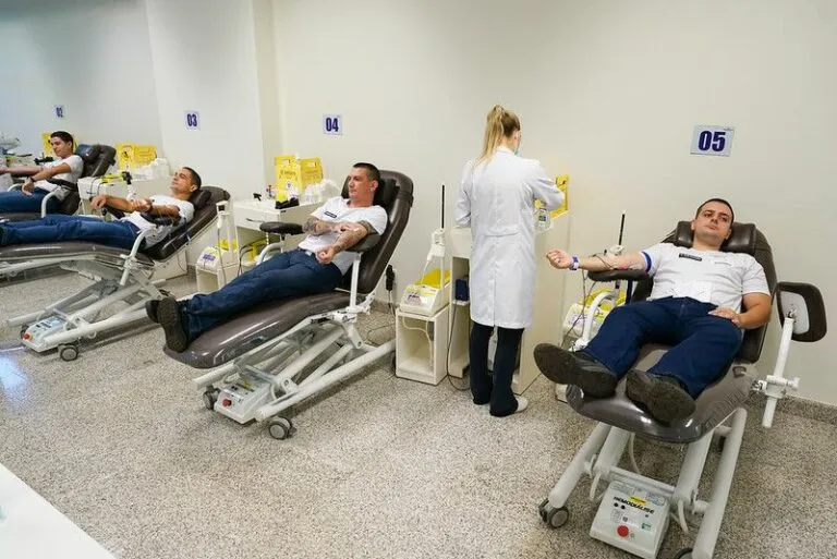 Aspirantes a Guardas Civis fazem doação de sangue coletiva