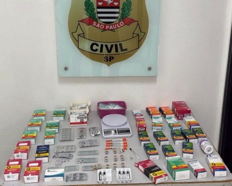 Farmacêutico é preso com medicamentos controlados e anabolizantes em São Sebastião