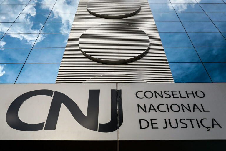 Devedores terão bloqueio judicial automático