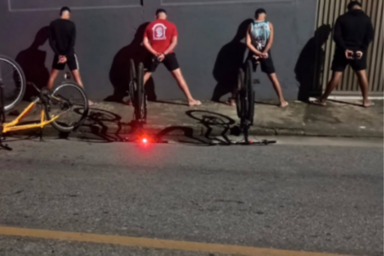Integrante de “gangue da bicicleta” é detido durante abordagem em Cubatão