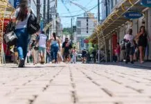 Comércio de São Vicente terá horário estendido para o Dia das Mães