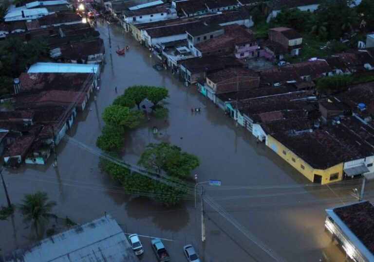Santa Rita enfrenta alagamentos e remoção de famílias após aumento do nível do Rio Paraíba