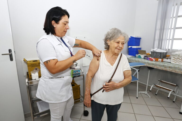 São José dos Campos terá mutirão de vacinação na Casa do Idoso