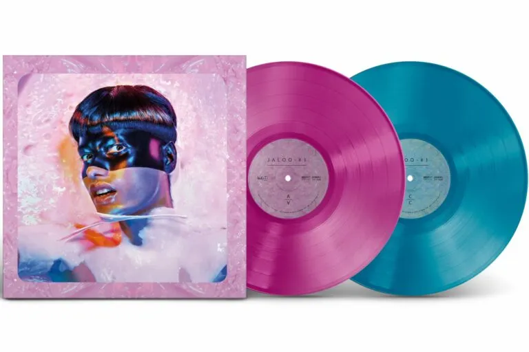 Jaloo celebra 10 anos do seu primeiro álbum com luxuosa edição em disco de vinil