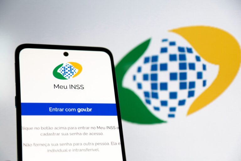 INSS altera atendimento do 135 nos dias de jogos do Brasil na Copa do Mundo
